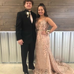 Meet your Posher, Madison